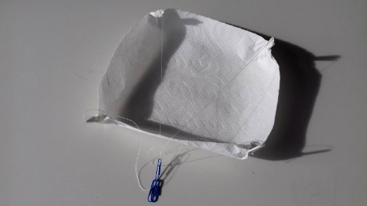 Tissue parachute 2 photo