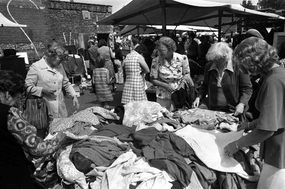 Toeristen, zomer, vlooienmarkten, publiek, kleding, Bestanddeelnr 928-0709