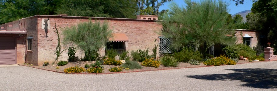 Tucson, Arizona 2635 N Camino Principal 2