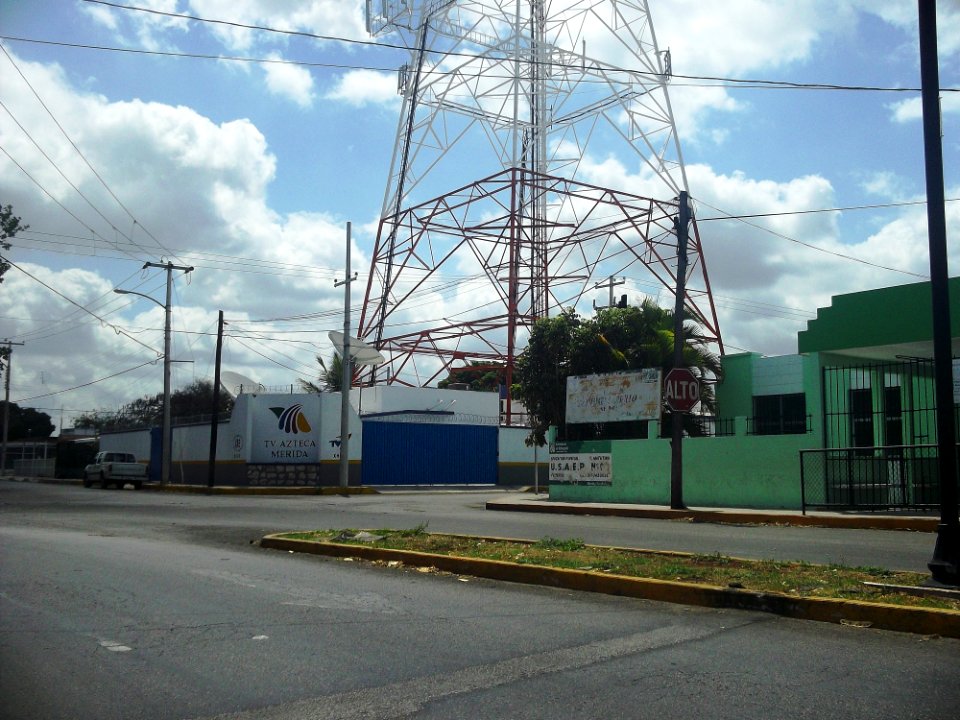 TV-Azteca, Mérida, Yucatán (01)