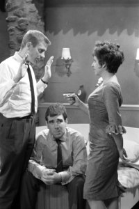 TV spel ¨Meneer Mazure¨. Ton Lensink, Wim van den Heuvel en Shireen Strooker, Bestanddeelnr 912-1586