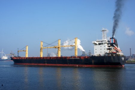 Thor Horizon, IMO 9137117 leaving the locks of IJmuiden, Port of Amsterdam, pic1