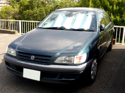 Toyota CORONA PREMIO (AT210) front