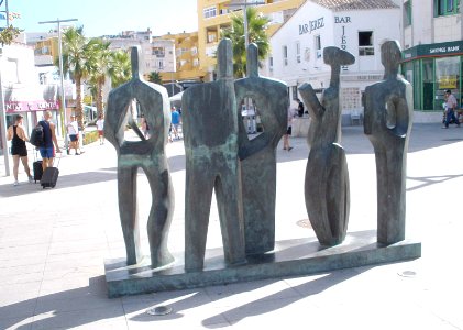 Torremolinos - Plaza Costa del Sol 06