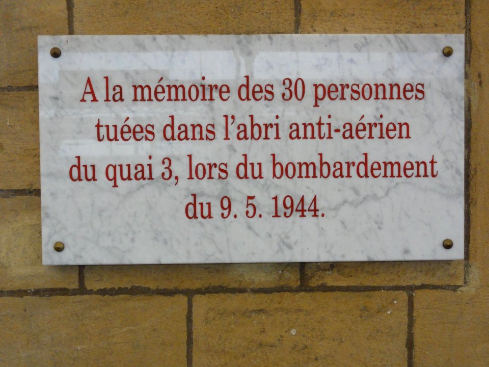 Thionville gare, plaque B guerre 39-45
