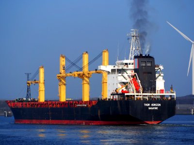 Thor Horizon, IMO 9137117 leaving the locks of IJmuiden, Port of Amsterdam, pic3