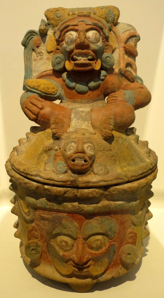 Totemic vessel with lid, Maya people, Honolulu Museum of Art 4174