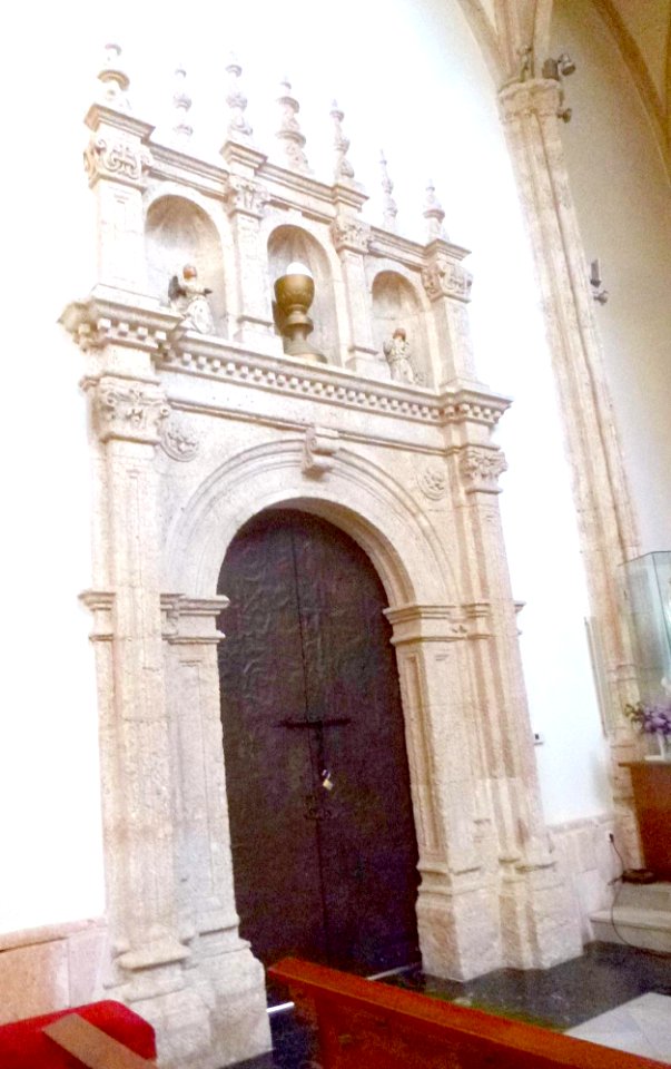 Torrijos - Colegiata del Santísimo Sacramento, interior 08