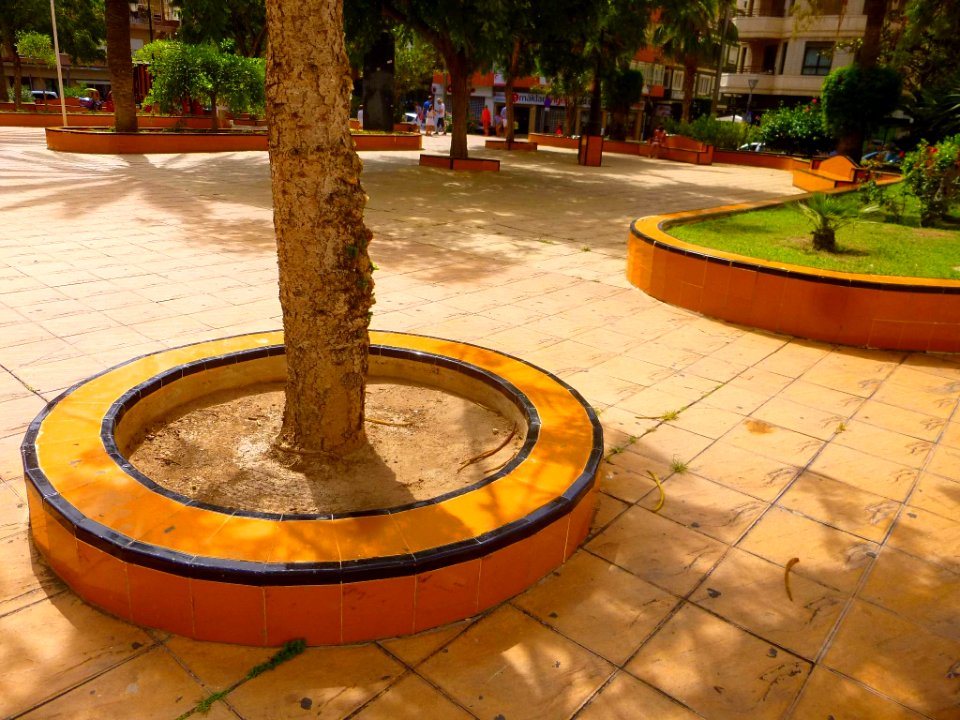 Torrevieja - Plaza de la Constitución 13