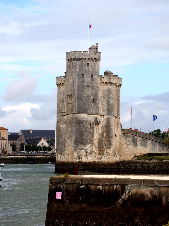 Tour St Nicolas, La Rochelle, France, pic-001