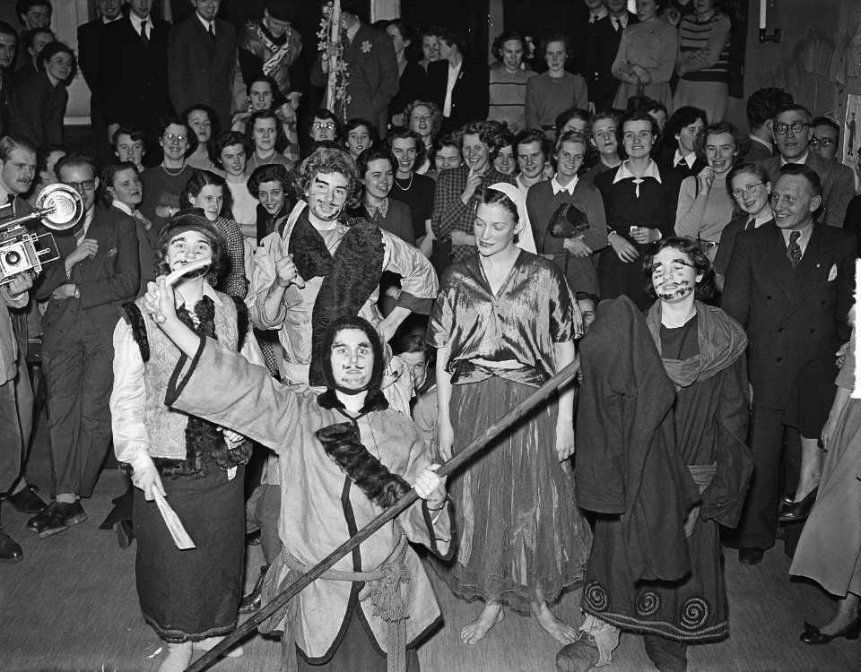 Utrecht Stud Corps Opening atelier bij KVSV, Bestanddeelnr 904-4441