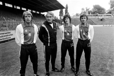 V.l.n.r. Henning Jensen, Cor Brom , Karel Bonsink en Peter Boeve, Bestanddeelnr 930-3650
