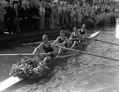 Utrechtse studenten roeivereniging Triton veertiende lustrum, Bestanddeelnr 904-6531