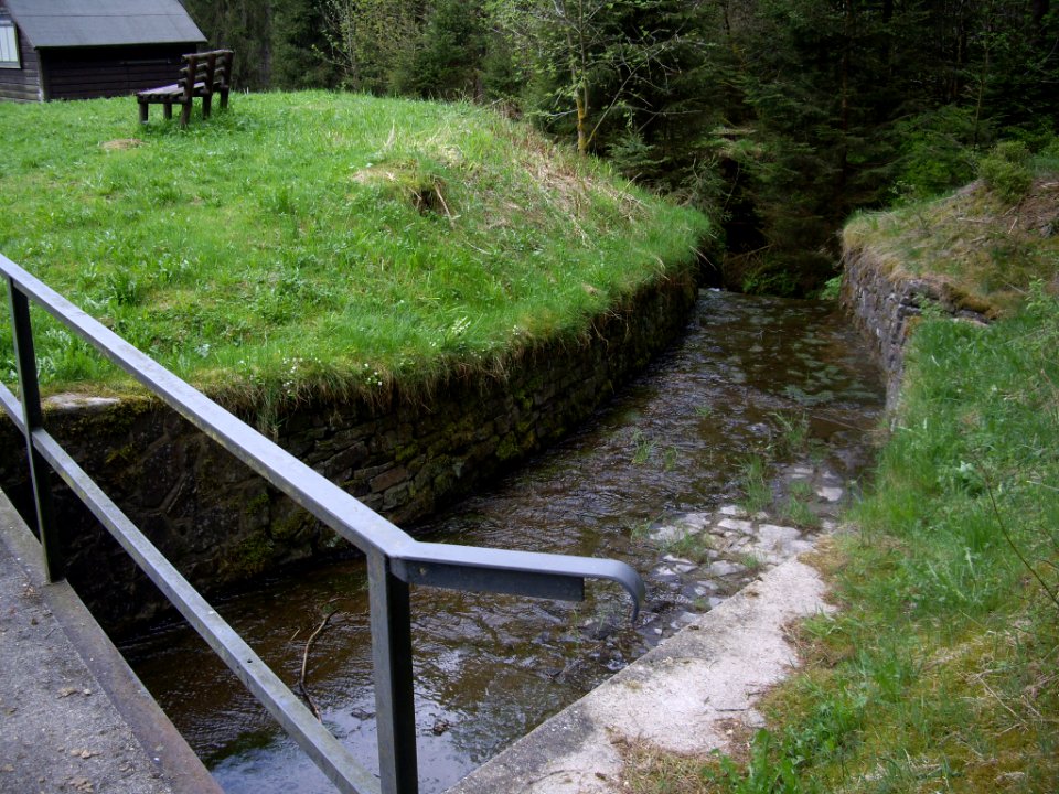 Unterer-Flambacher-Teich-08