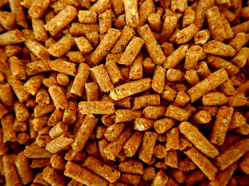 Feed animal nutrition pellets