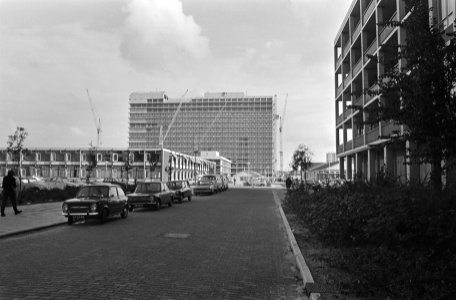 Vrije Universiteit , Amsterdam-Buitenveldert, exterieurs VU Ziekenhuis (vooraan, Bestanddeelnr 923-9494