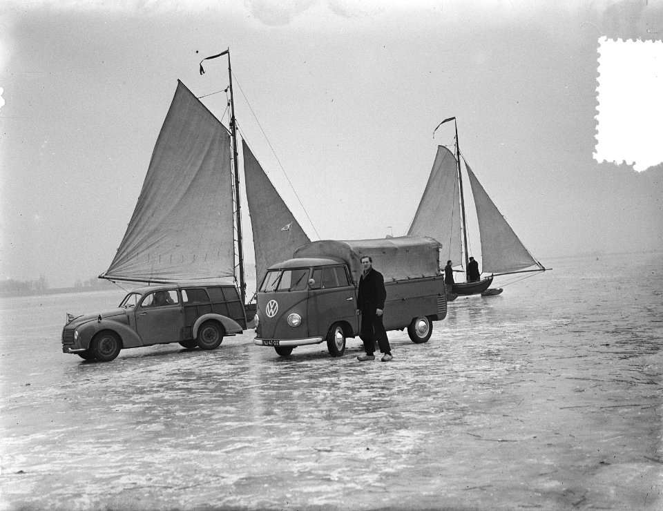 Vrachtvervoer over de Gouwzee, auto en zeilkotters, Bestanddeelnr 906-3050