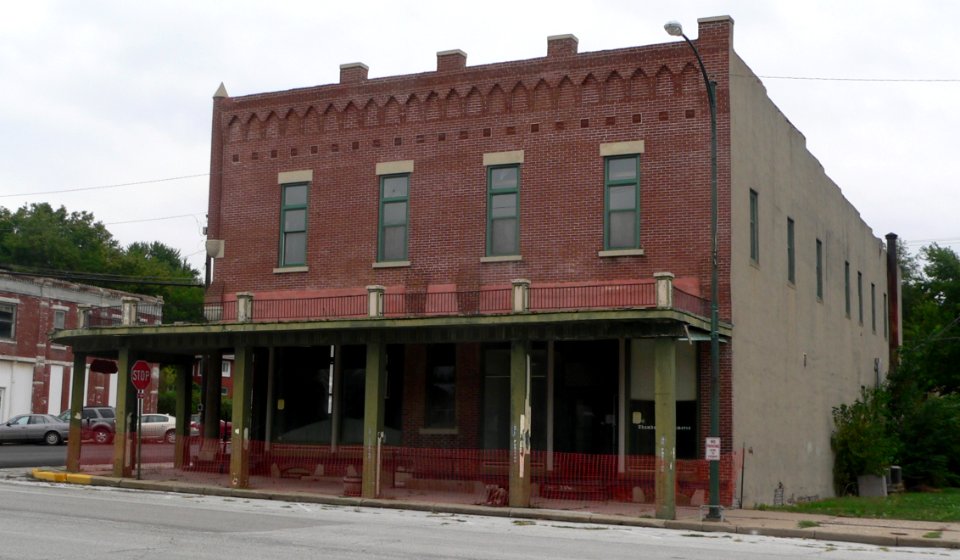 Walnut Inn (Tarkio, MO) from SW 1