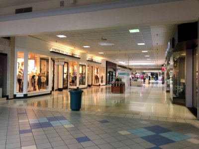 Walnut Square Mall, August 2017 photo