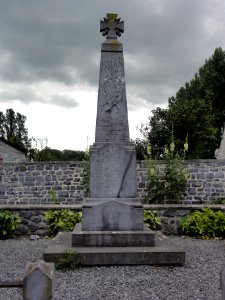 Wallers-en-Fagne (Nord, Fr) monument aux morts