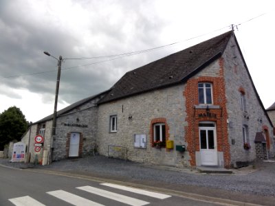 Wallers-en-Fagne (Nord, Fr) mairie et bibliothèque