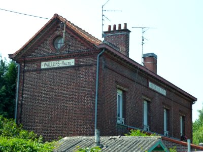 Wallers (Nord, Fr) ancienne Halte SNCF au centre de Wallers