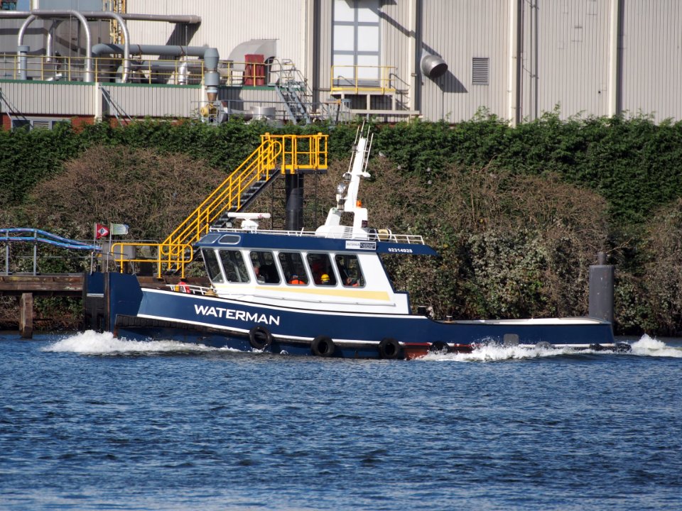 Waterman, ENI 02314928 at the Mercuriushaven, Port of Amsterdam photo