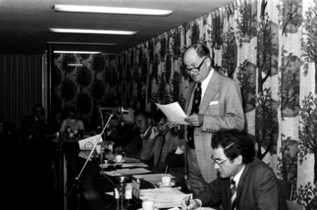 Vlnr dr. W.A. Veenhoven (voorzitter), L.H. Berg , J. Timmerman, J.J.H. Gerards ,, Bestanddeelnr 927-9144