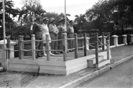 Vlnr. brigade generaal Lauder, admiraal Pinke, luitenant-gouverneur-generaal V…, Bestanddeelnr 514-3-2