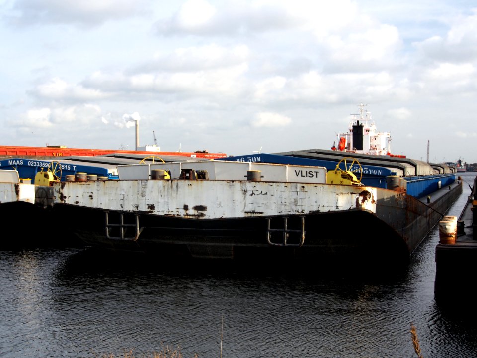 Vlist ENI 02335131 Port of Amsterdam pic1