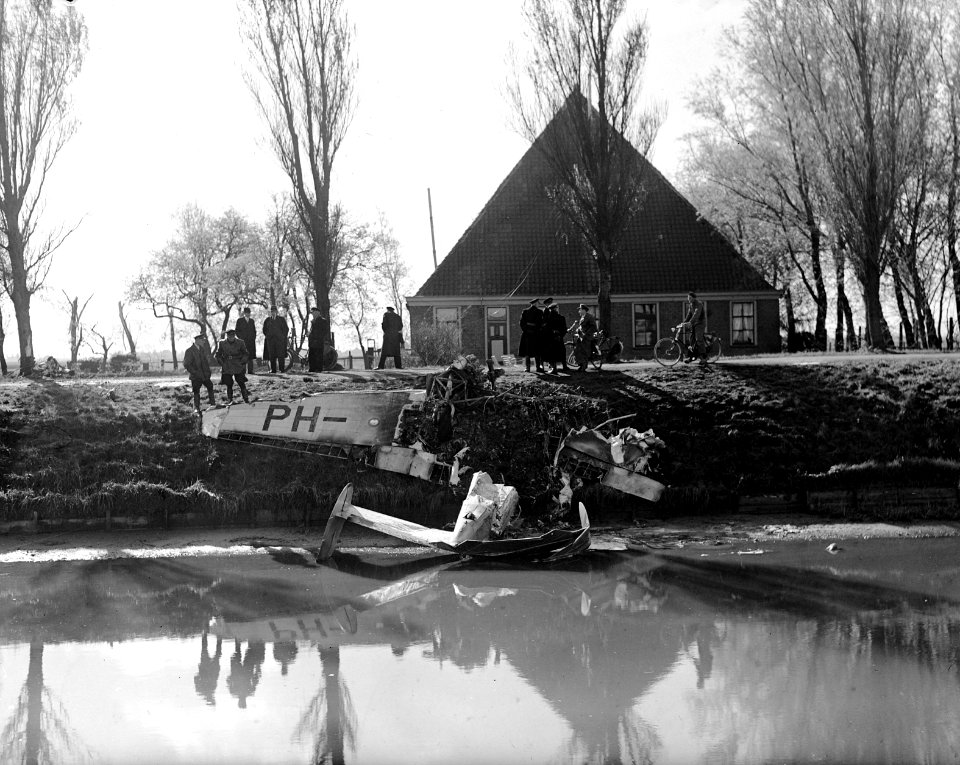 Vliegongeval bij Schiphol (lesvliegtuig Gilze-Rijen Rijksluchthaven), Bestanddeelnr 903-3363