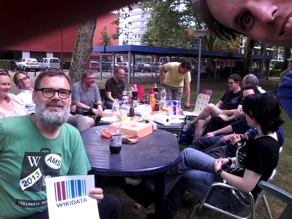 Wiknic Eindhoven 2014-07-06 at 14.39 Wikidata selfie