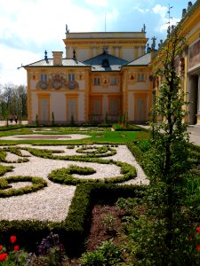 Wilanów Garden parterre 01