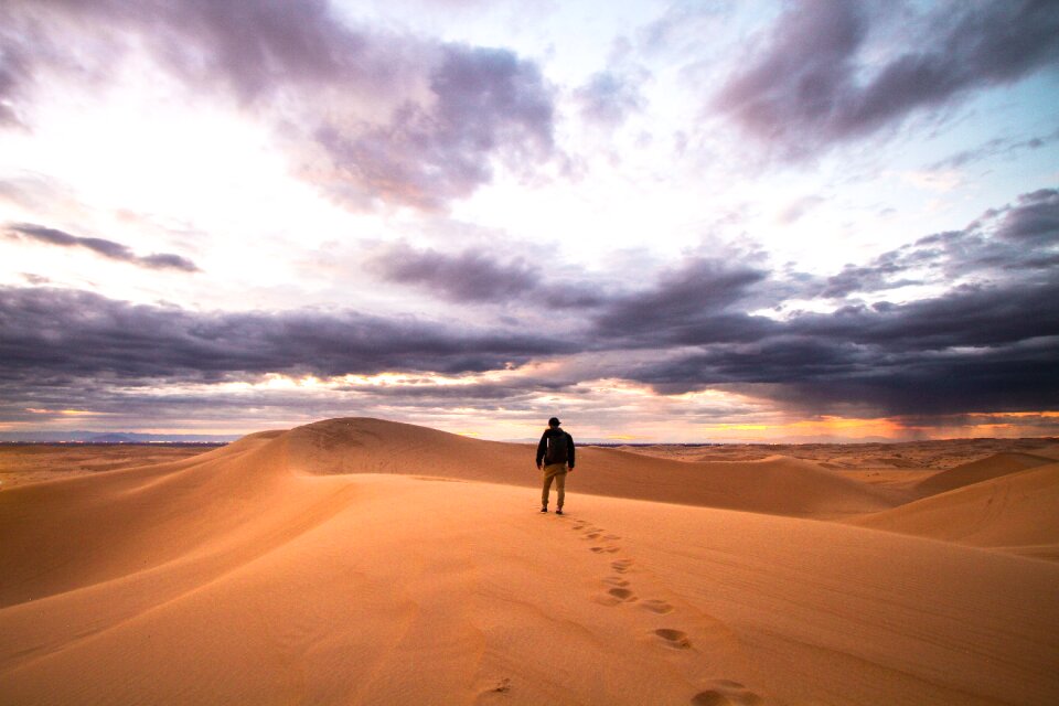 Travel adventure sand