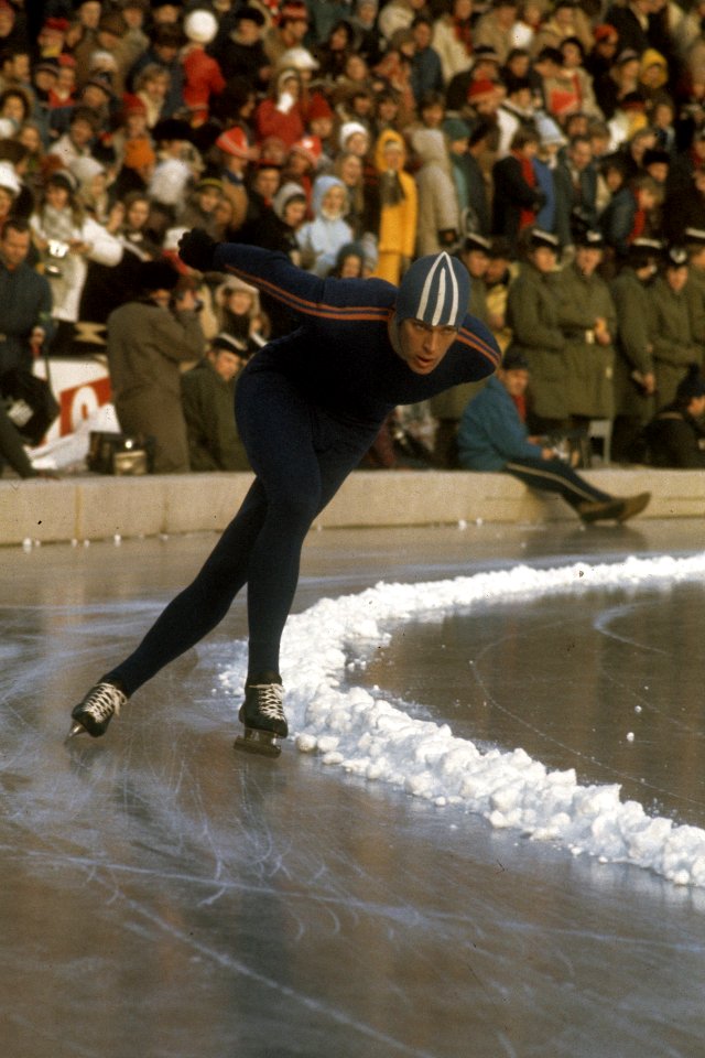 Wereldkampioenschappen schaatsen mannen allround in Oslo. Ard Schenk in actie, Bestanddeelnr 254-9161