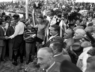 Wereldkampioenschappen wielrennen amateurs op de weg te Zandvoort, huldiging van, Bestanddeelnr 910-5988