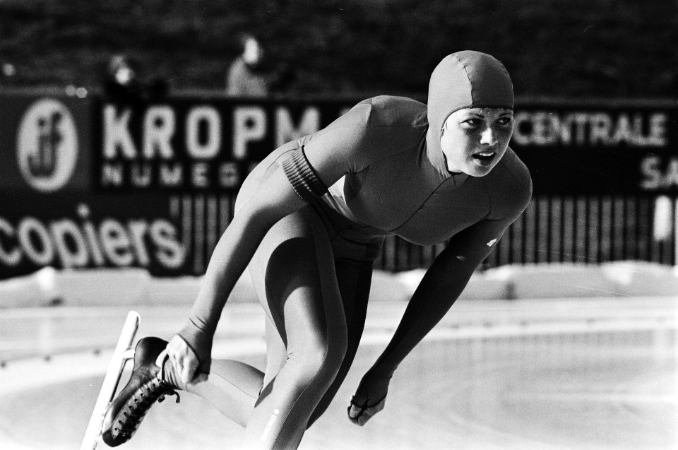 Wereldkampioenschappen schaatsen junioren allround in Assen Ria Visser in actie, Bestanddeelnr 930-6399