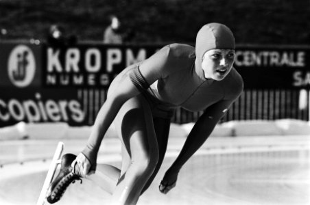 Wereldkampioenschappen schaatsen junioren allround in Assen Ria Visser in actie, Bestanddeelnr 930-6399