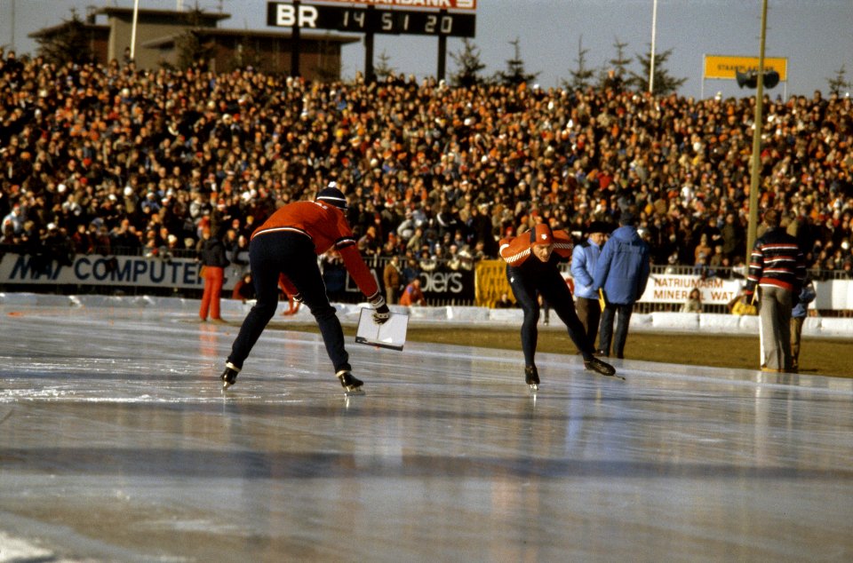 Wereldkampioenschappen schaatsen mannen allround in Assen. Wereldkampioen Hilber, Bestanddeelnr 253-8749