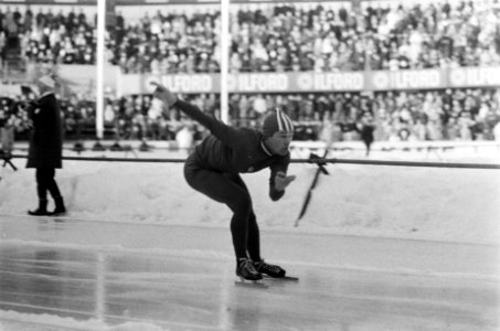 Wereldkampioenschappen schaatsen te Göteborg. Nummer 10 Verkerk i.a., nummer 11 , Bestanddeelnr 921-1150