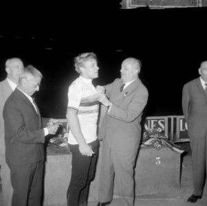 Wereldkampioenschappen te Recourt Finale profs stayers Jean Walschaarts amateu, Bestanddeelnr 915-4112