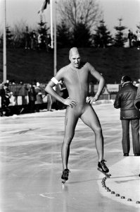 Wereldkampioenschappen schaatsen junioren allround in Assen Fred Rijnders in ac, Bestanddeelnr 930-6420