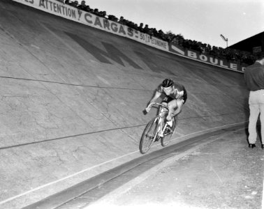 Wereldkampioenschappen te Recourt Sprint amateurs Henk Nijdam, Bestanddeelnr 915-4025