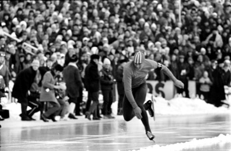 Wereldkampioenschappen Schaatsen te Oslo (Noorwegen). Schenk in aktie 500m, Bestanddeelnr 923-2919