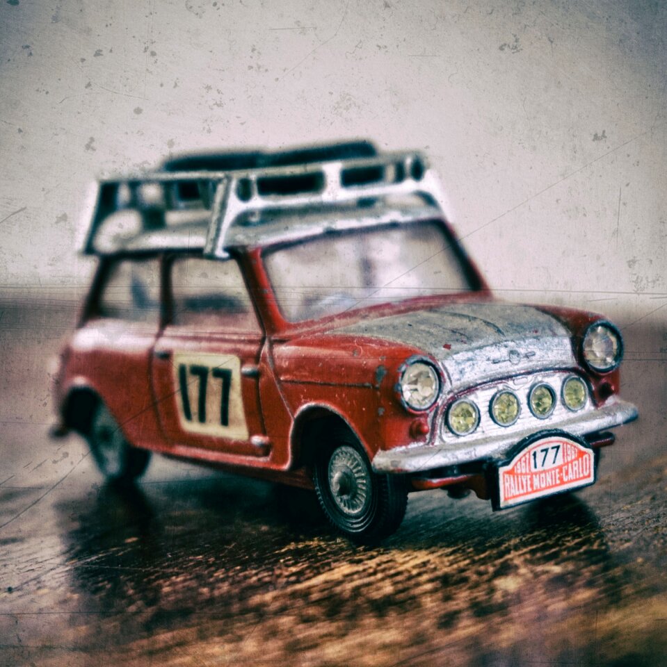 Drive wheel toy car