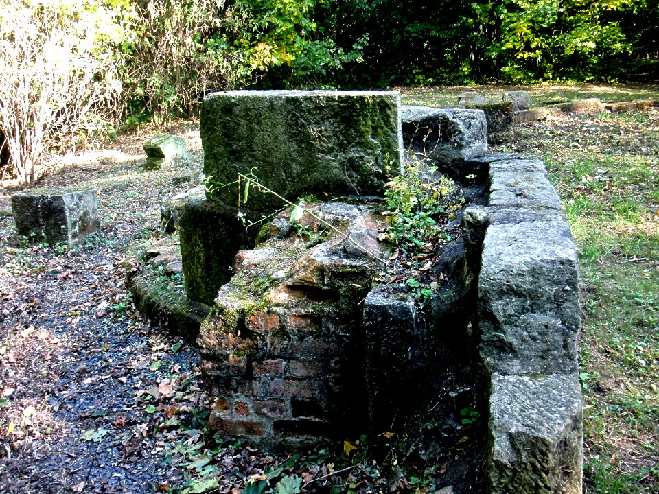 Weesenstein, Belvedere-Fundamentreste Schornstein
