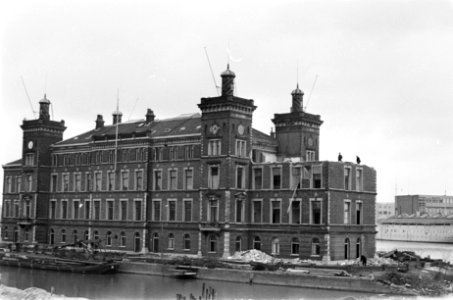 Weerkundig instituut van het Marine-etablissement Kattenburg (voor afbraak), Bestanddeelnr 921-1922 photo