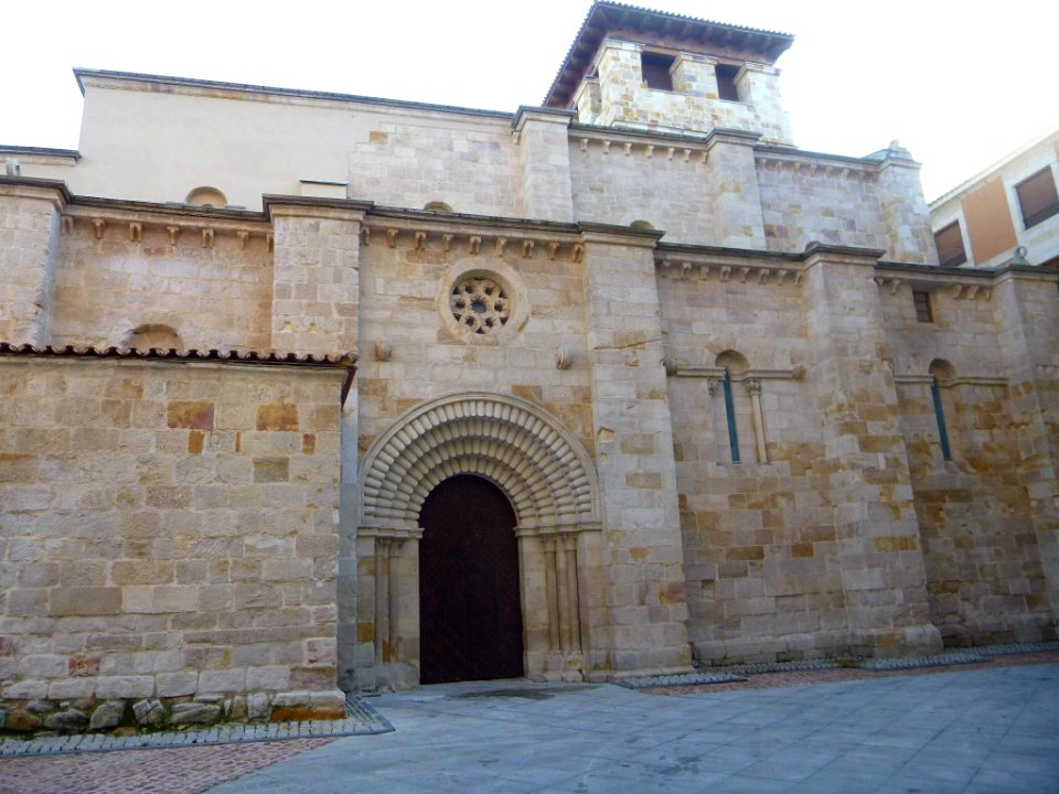 Zamora - Iglesia de Santiago del Burgo 07