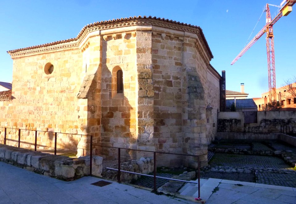 Zamora - Iglesia de San Frontis 2