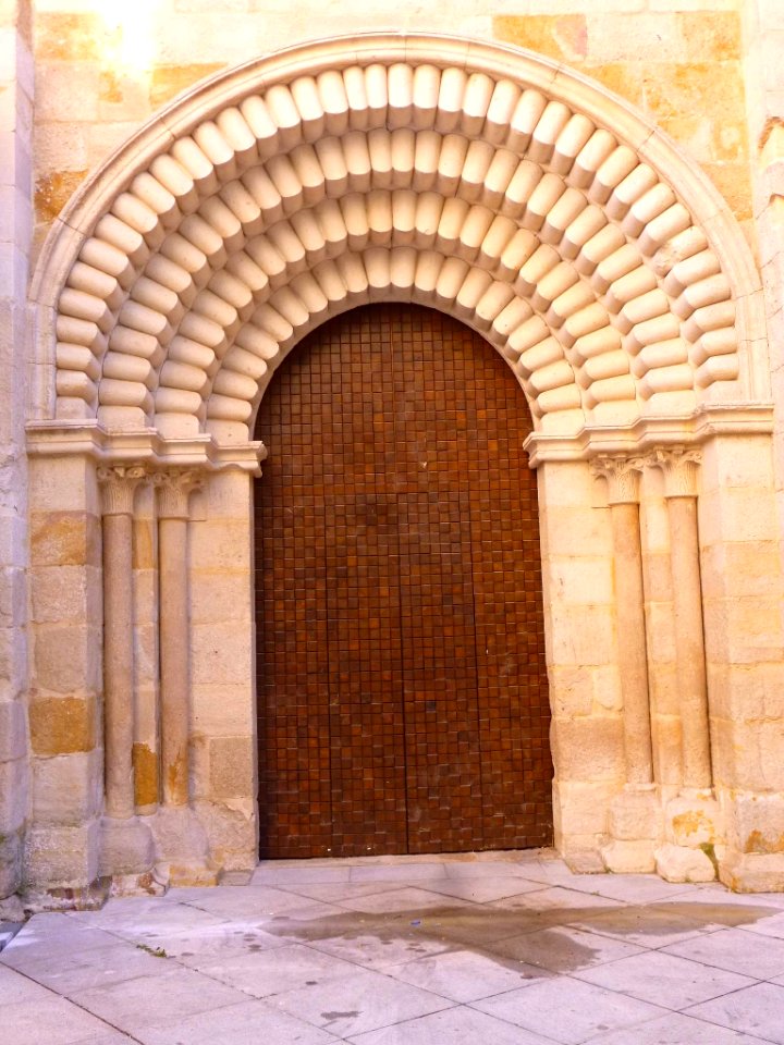 Zamora - Iglesia de Santiago del Burgo 10